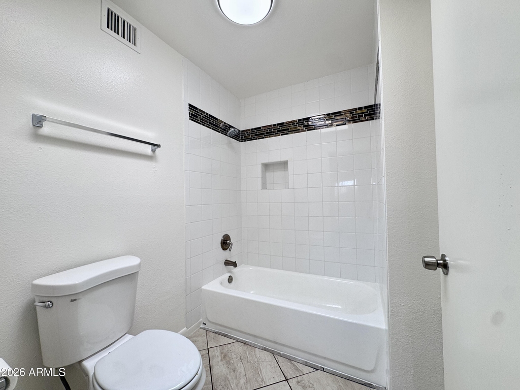 2511 E 5th Place - Photo 13