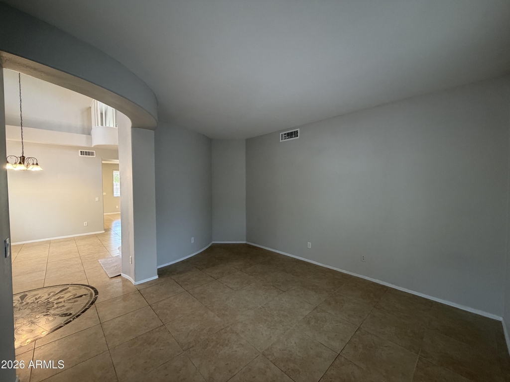 7819 S 22nd Lane - Photo 7