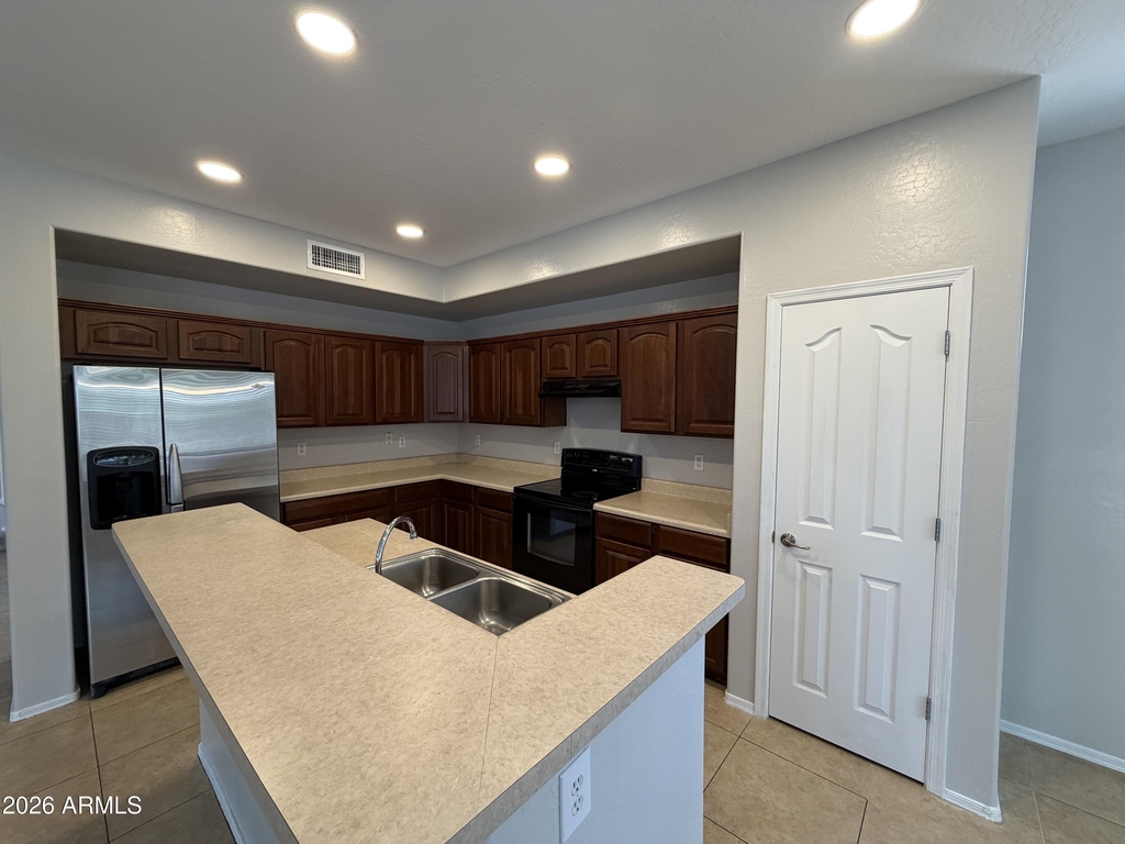 7819 S 22nd Lane - Photo 10