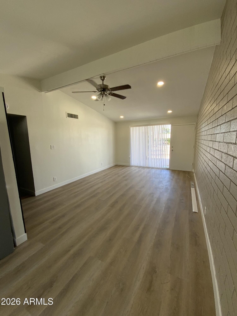 2614 N 46th Street - Photo 3
