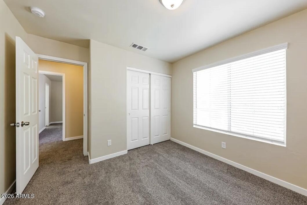 11967 W Holly Street - Photo 5