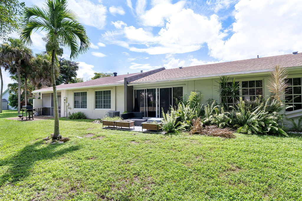 5380 Lakewood Circle S - Photo 25