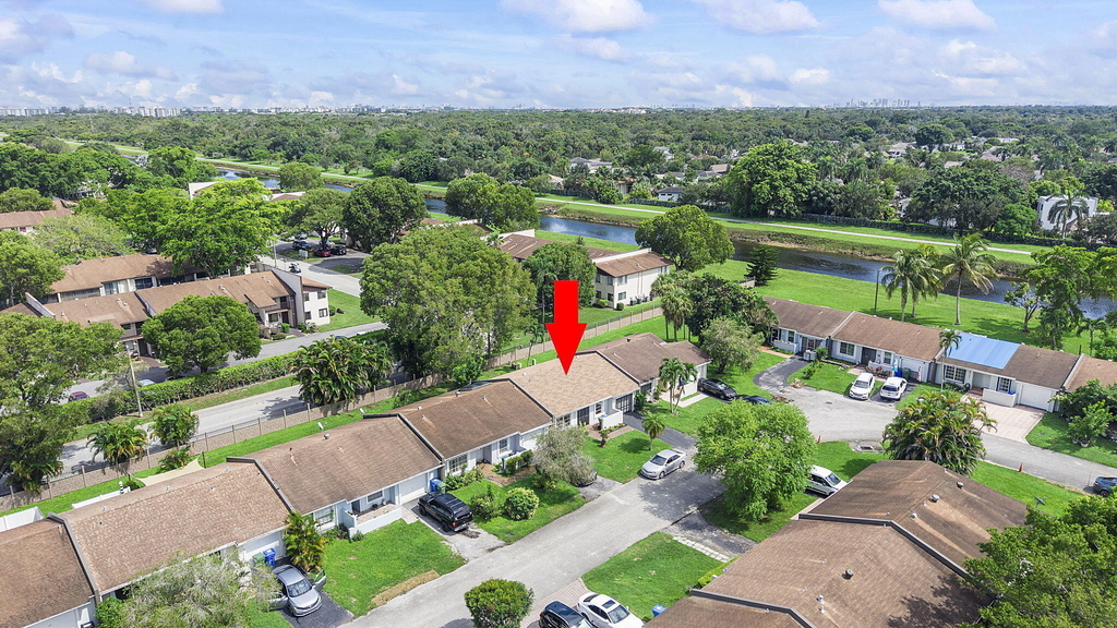 5380 Lakewood Circle S - Photo 28