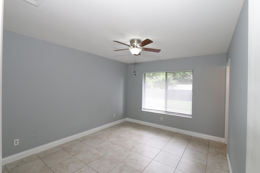 400 Sw Ruffner Court - Photo 9