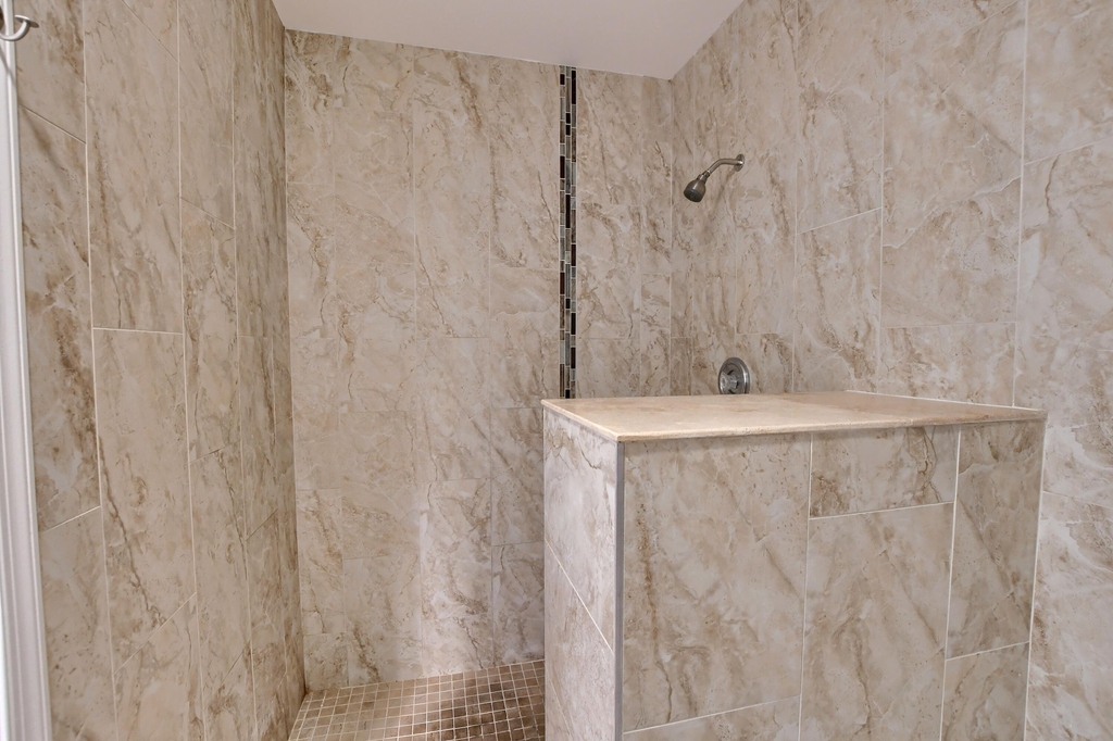 23061 Aqua View - Photo 15