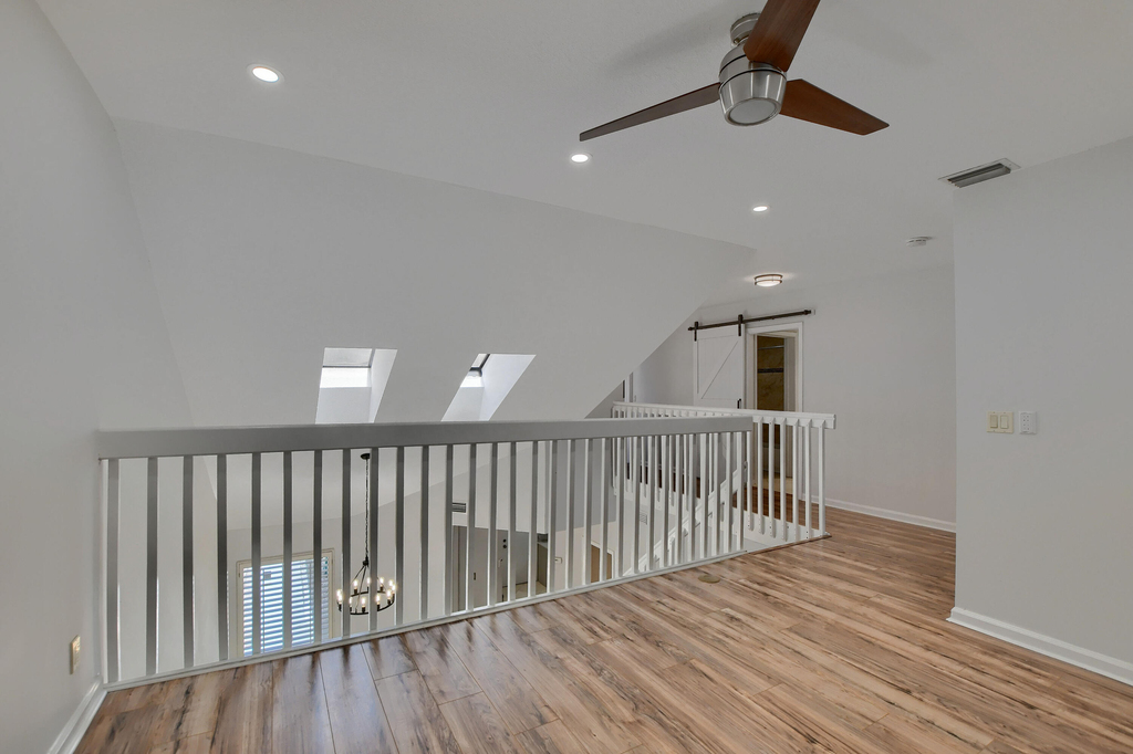 23061 Aqua View - Photo 18