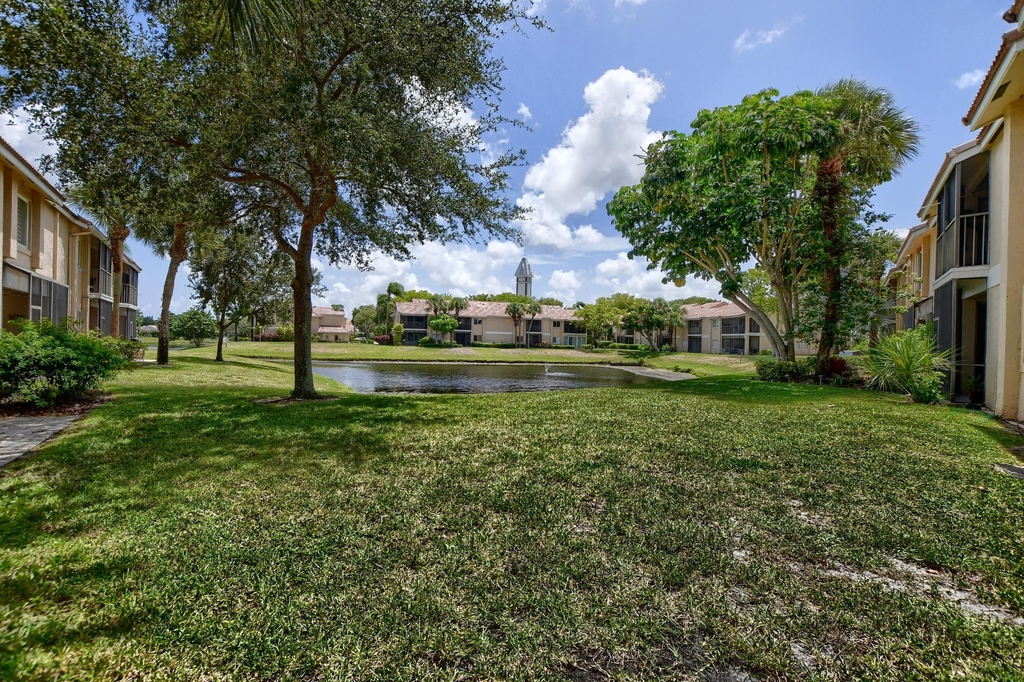 23061 Aqua View - Photo 25