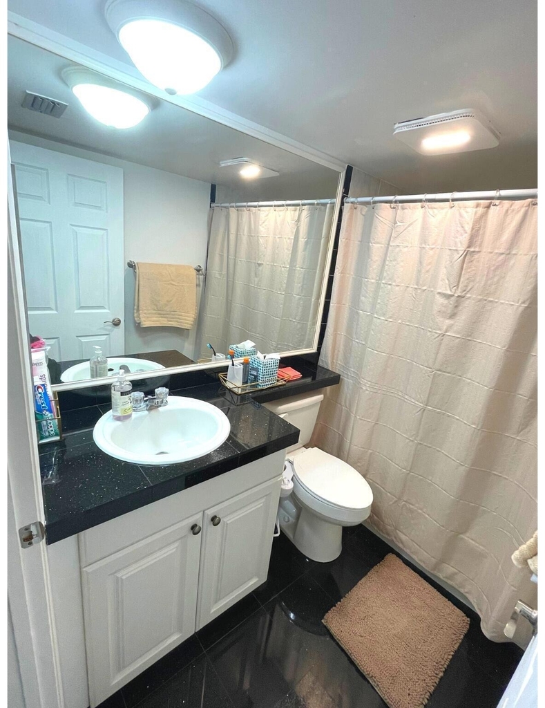 2805 Sw 22nd Avenue - Photo 17