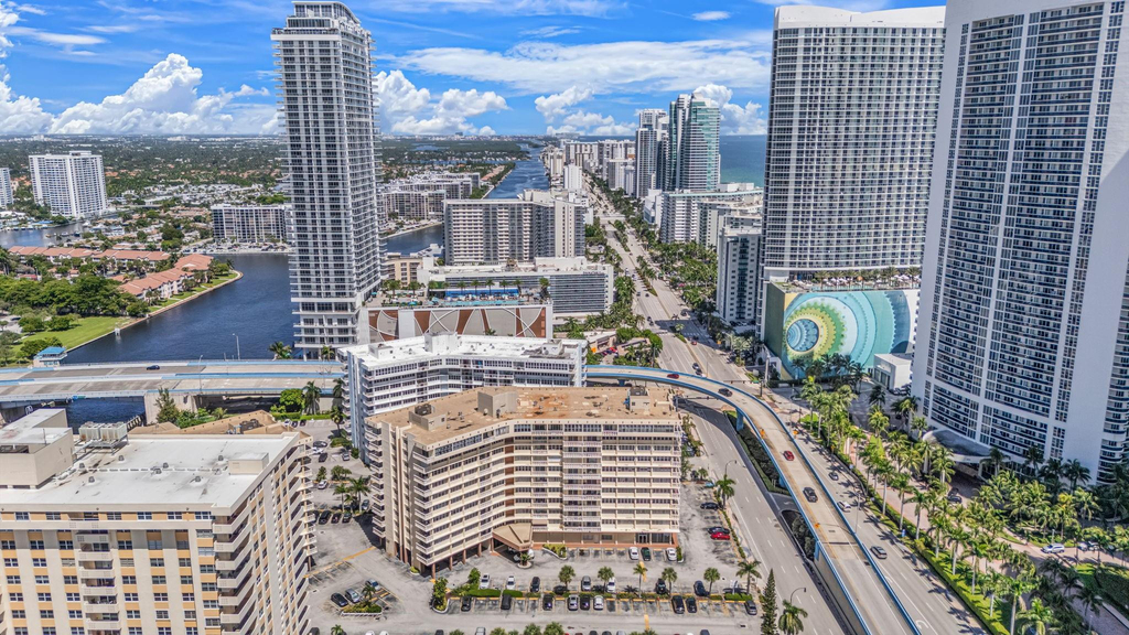 1825 S Ocean Drive - Photo 22