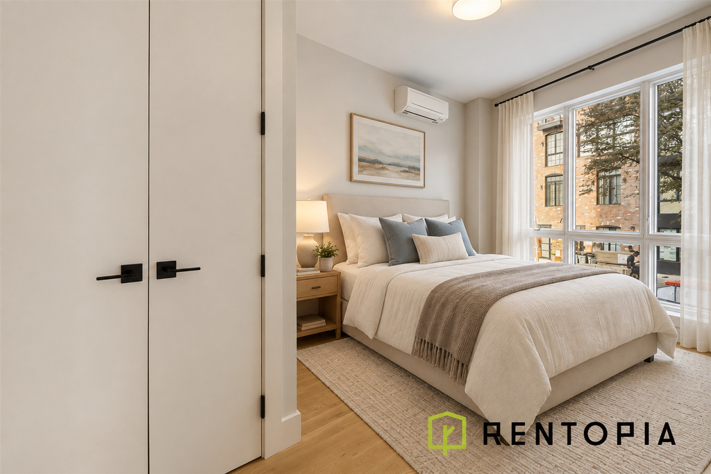 426 Manhattan Avenue - Photo 3