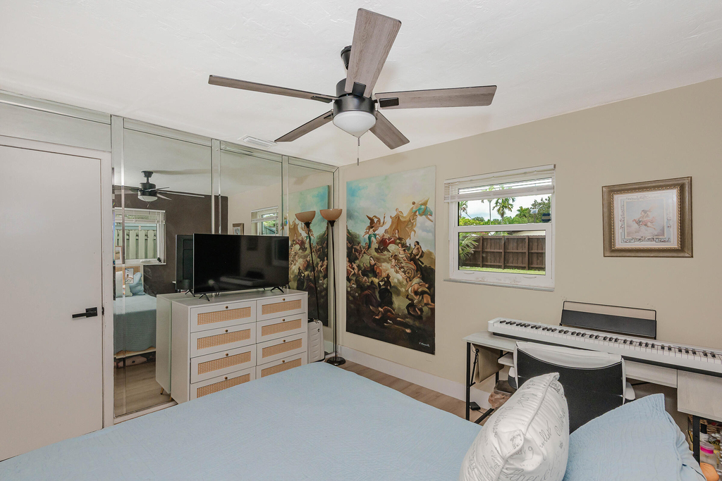 5631 Freedom Street - Photo 21