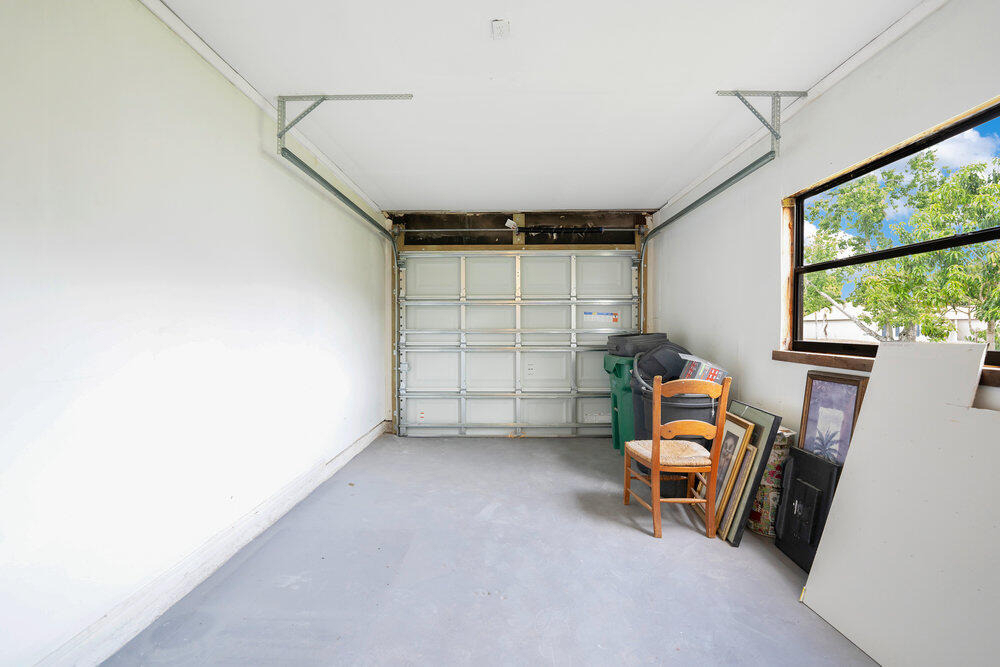 2191 Sw Barthel Street - Photo 8