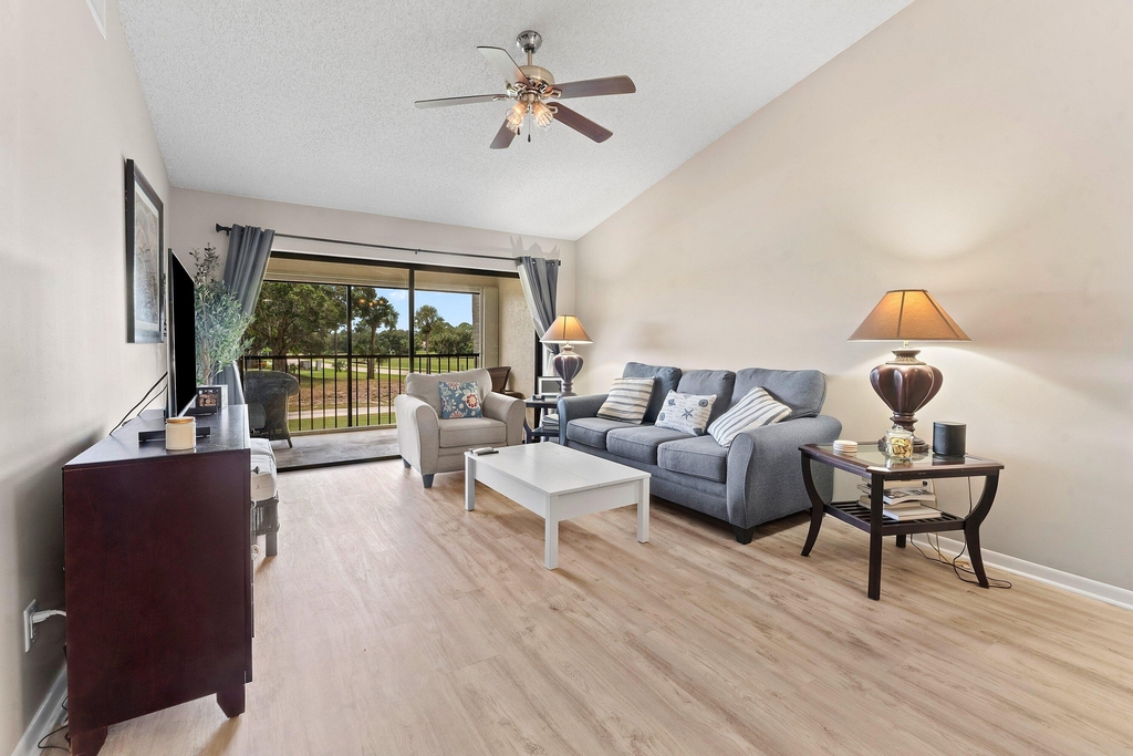 1502 Pinecrest Circle - Photo 12