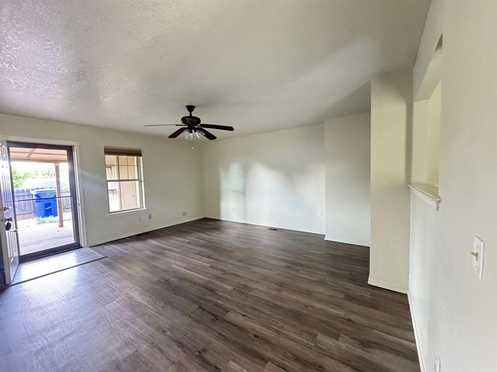 2357 Heatherfield Lane - Photo 2