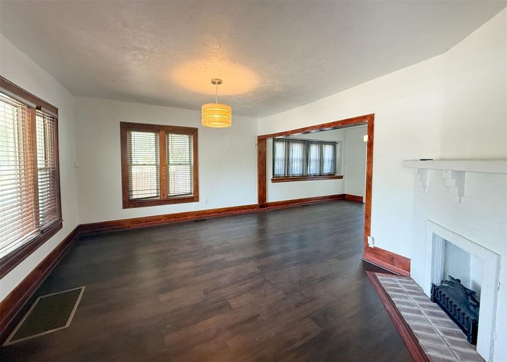 1741 W Park Place - Photo 4