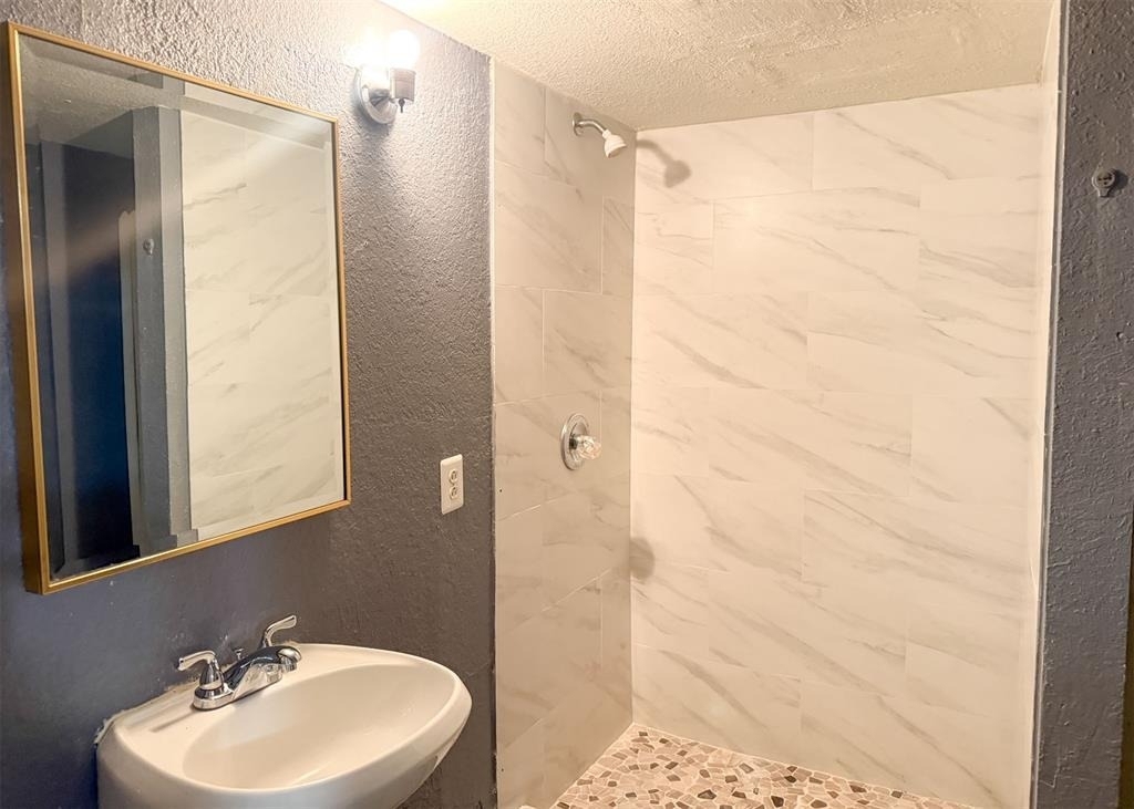 519 Sw 35th Street - Photo 10