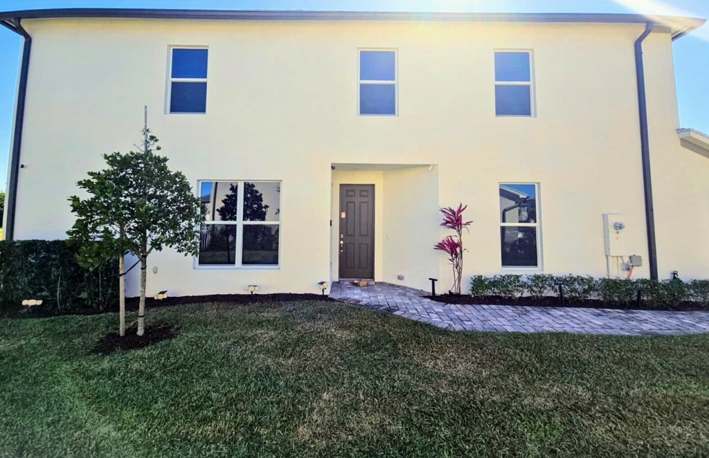6050 Praza Lane - Photo 8