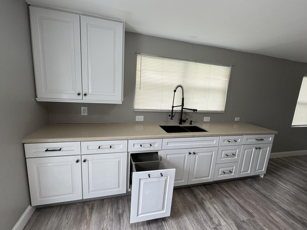 3890 Lakewood Road - Photo 2
