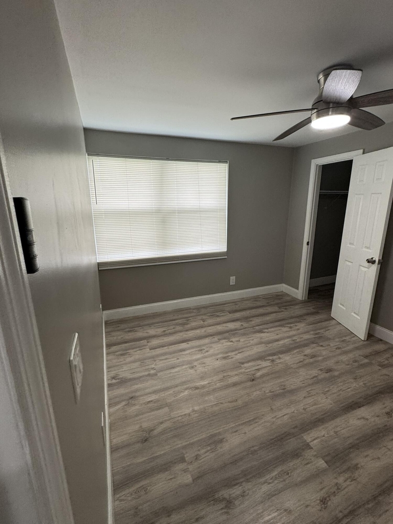 3890 Lakewood Road - Photo 8