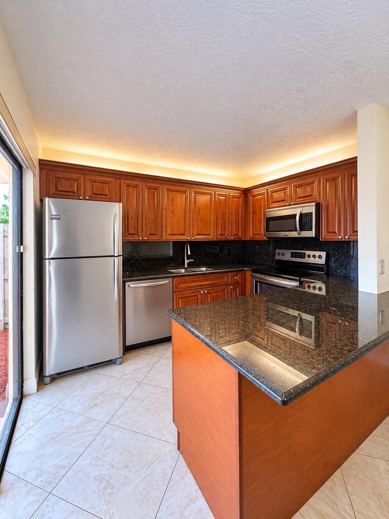 165 Lake Arbor Drive - Photo 7
