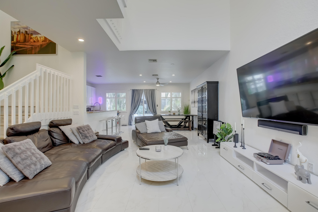 131 S East 7th Way - Photo 3