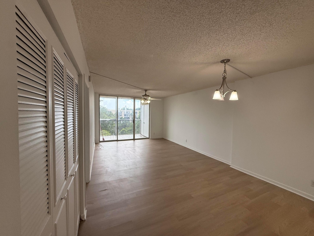 3161 Nw 47th Terrace - Photo 1