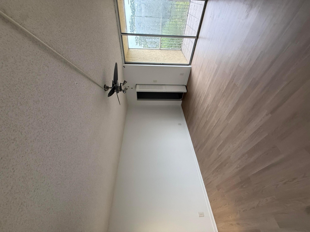 3161 Nw 47th Terrace - Photo 8