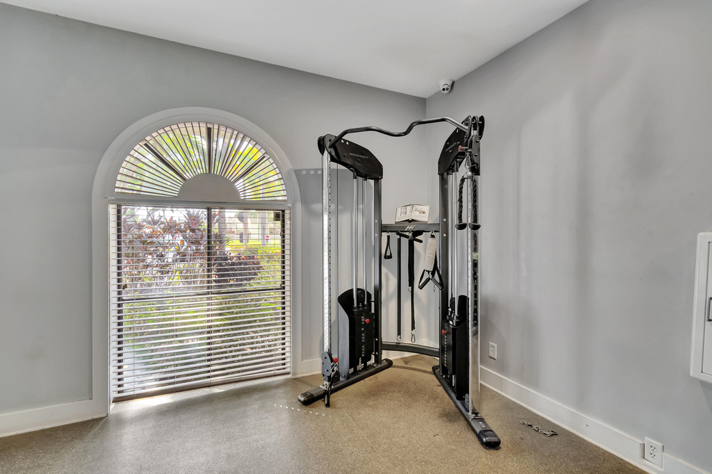 700 Executive Center Drive - Photo 21