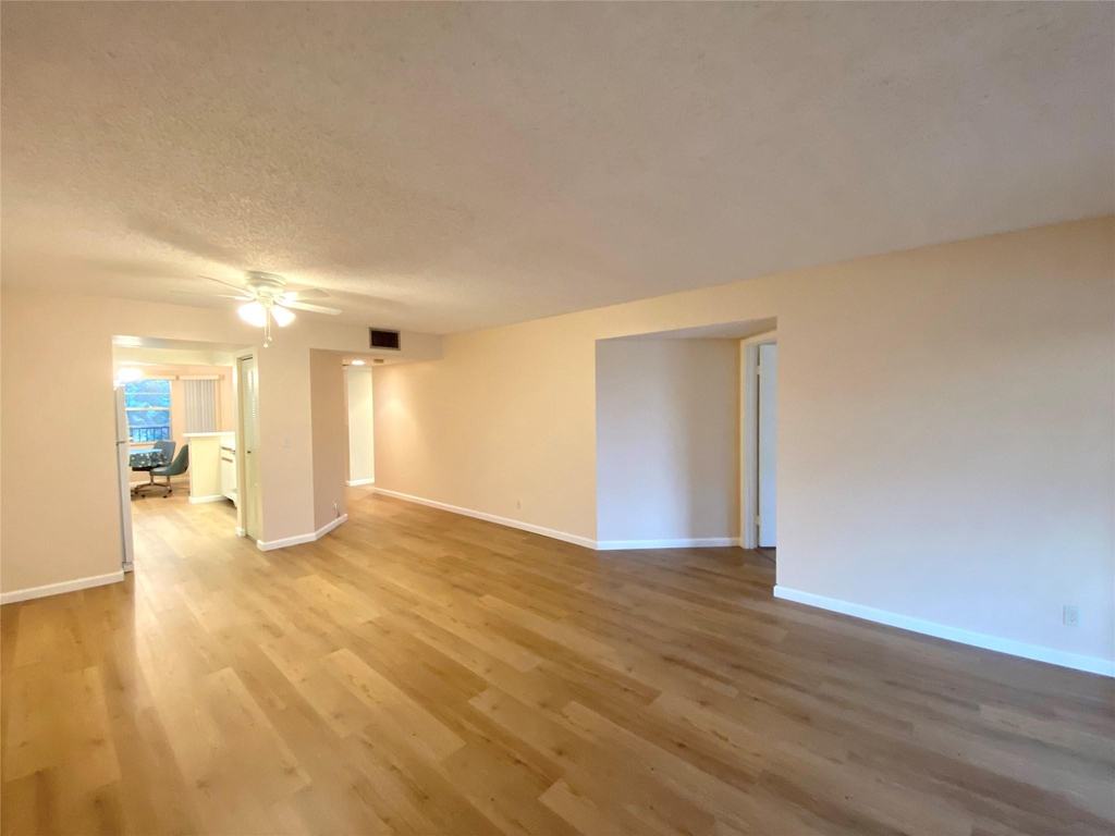 1000 Sw 128th Terrace - Photo 2