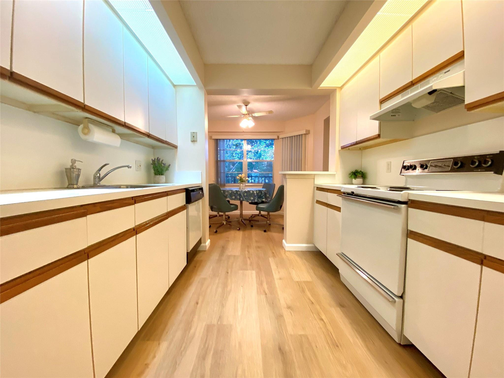 1000 Sw 128th Terrace - Photo 25