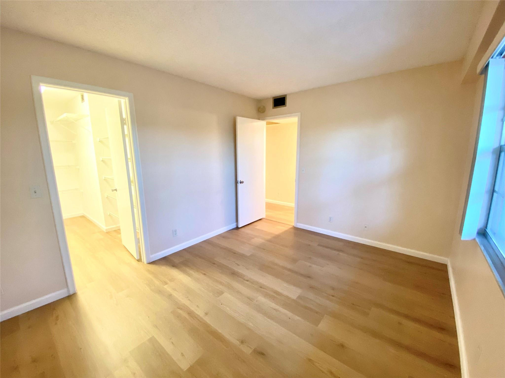 1000 Sw 128th Terrace - Photo 20