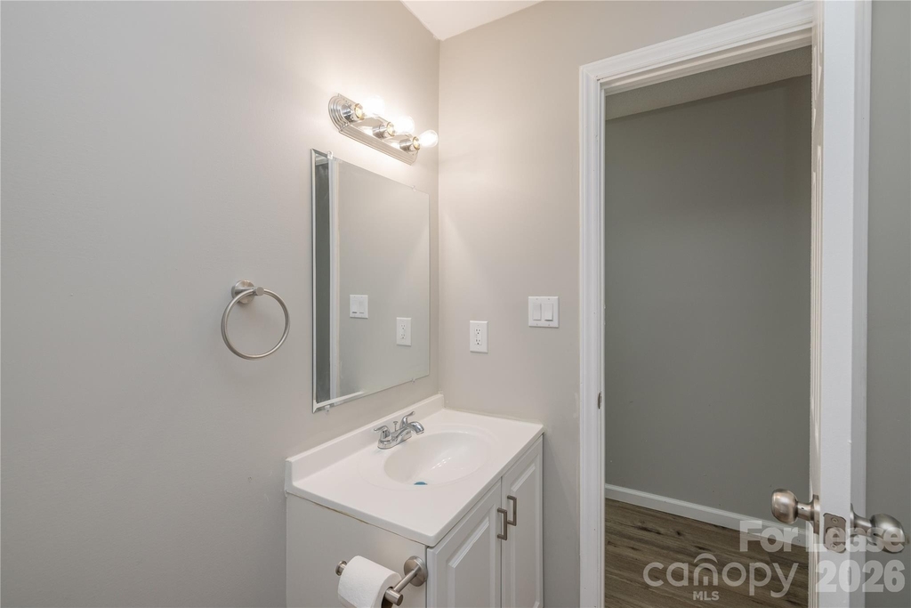 446 W Main Street - Photo 19