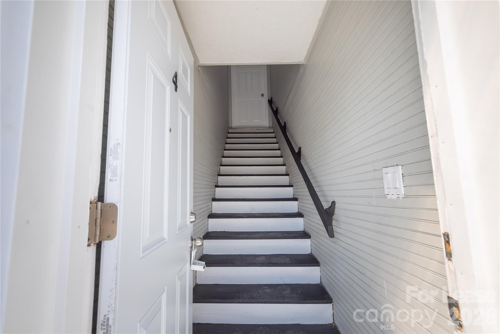 446 W Main Street - Photo 6