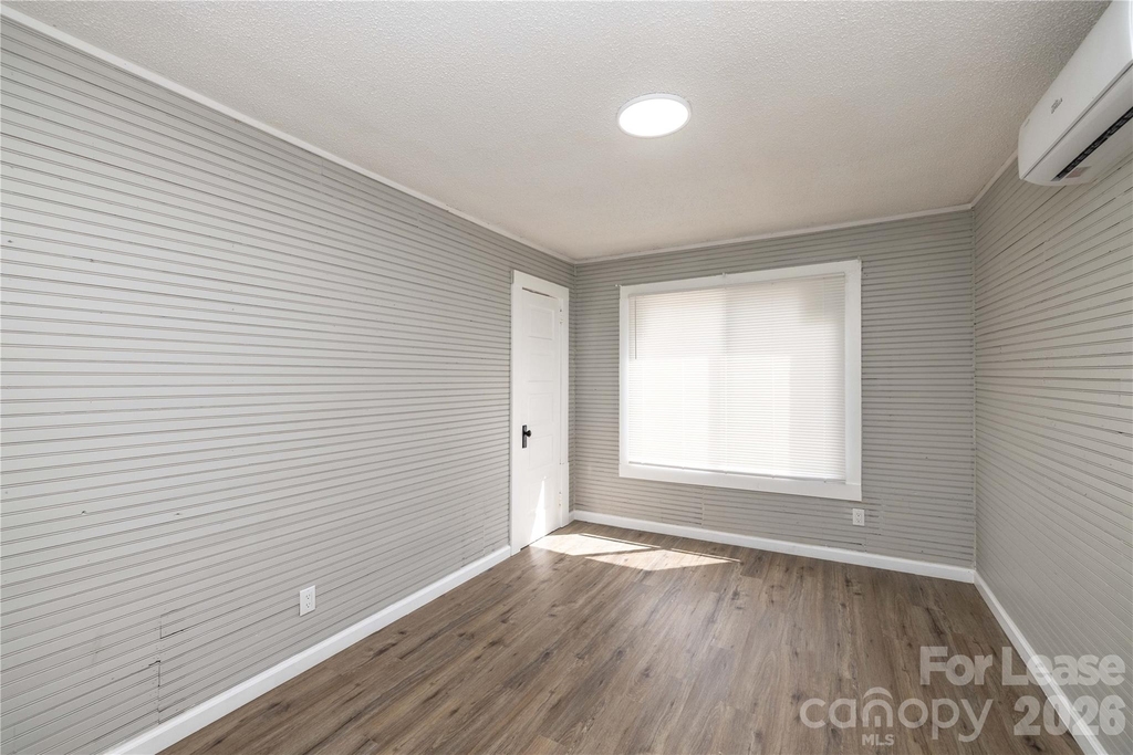 446 W Main Street - Photo 28