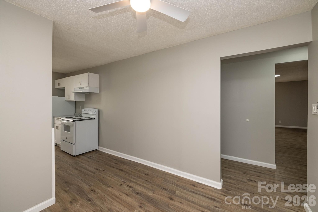 446 W Main Street - Photo 16