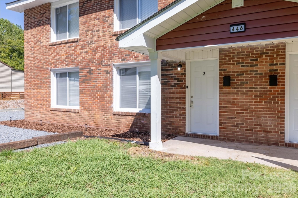 446 W Main Street - Photo 3