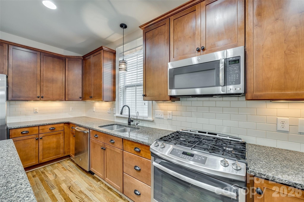 799 Herrons Ferry Road - Photo 12
