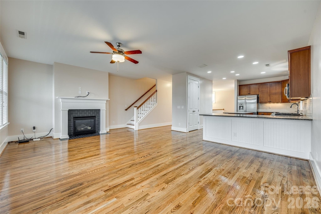 799 Herrons Ferry Road - Photo 18