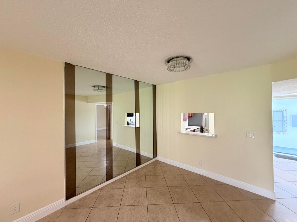 2929 Zorno Way - Photo 15