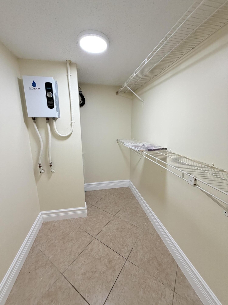 2929 Zorno Way - Photo 16