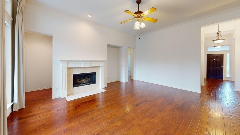 1219 Bridgeway Lane - Photo 7