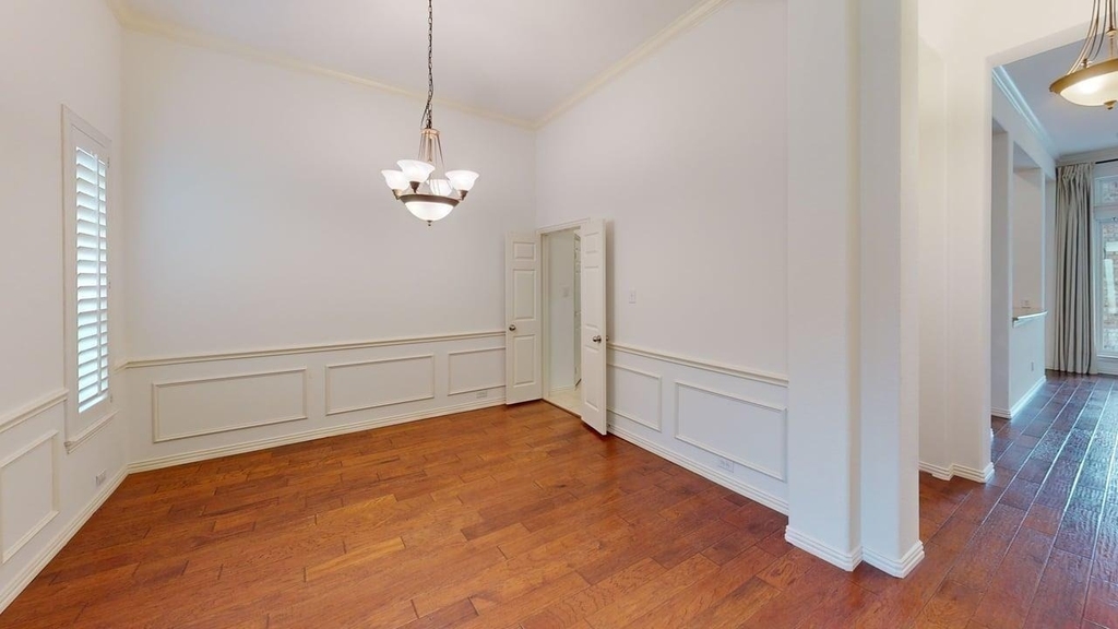 1219 Bridgeway Lane - Photo 5