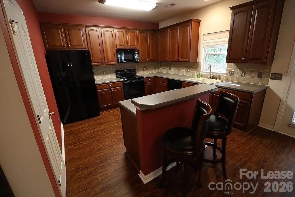 10979 Princeton Village Drive - Photo 9
