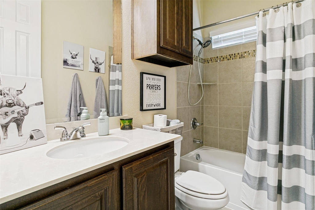 15109 Roderick Road - Photo 18