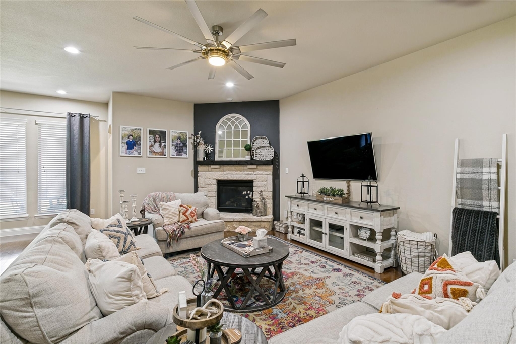 15109 Roderick Road - Photo 5
