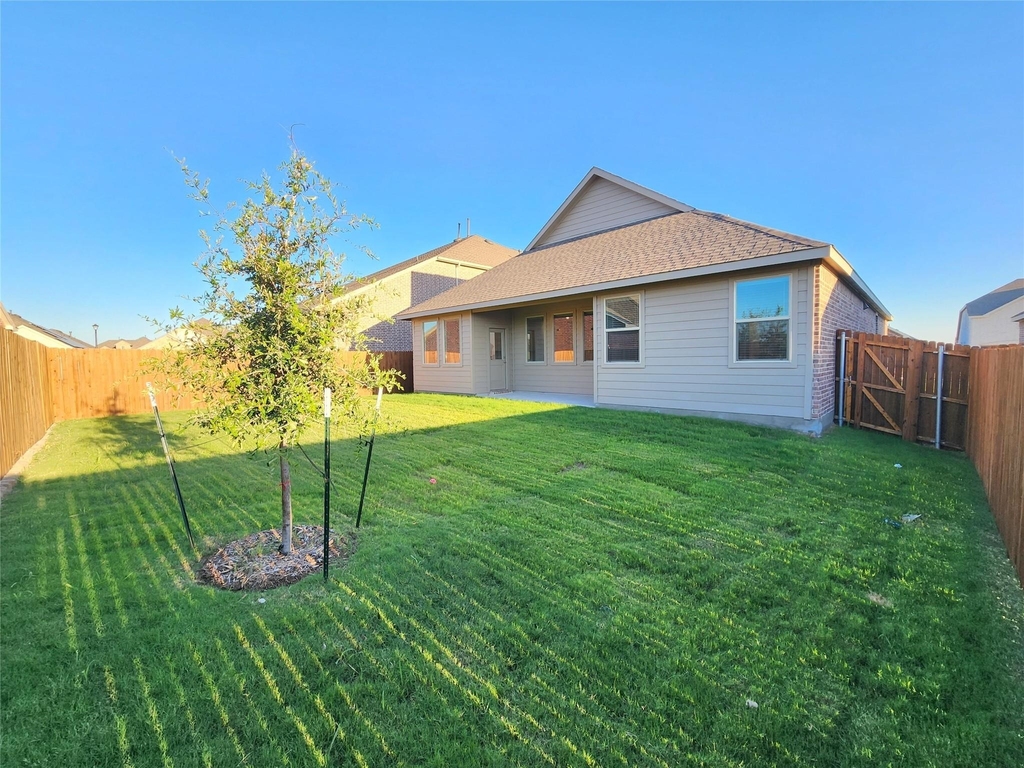 1202 Smoketree Lane - Photo 23