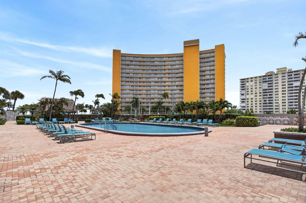 405 N Ocean Boulevard - Photo 42