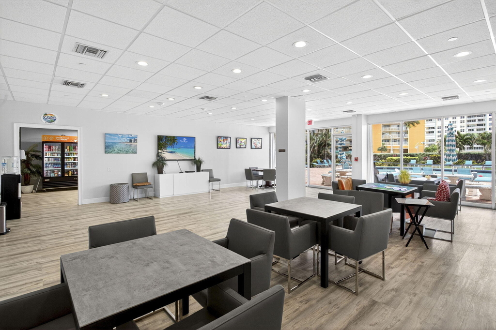 405 N Ocean Boulevard - Photo 52
