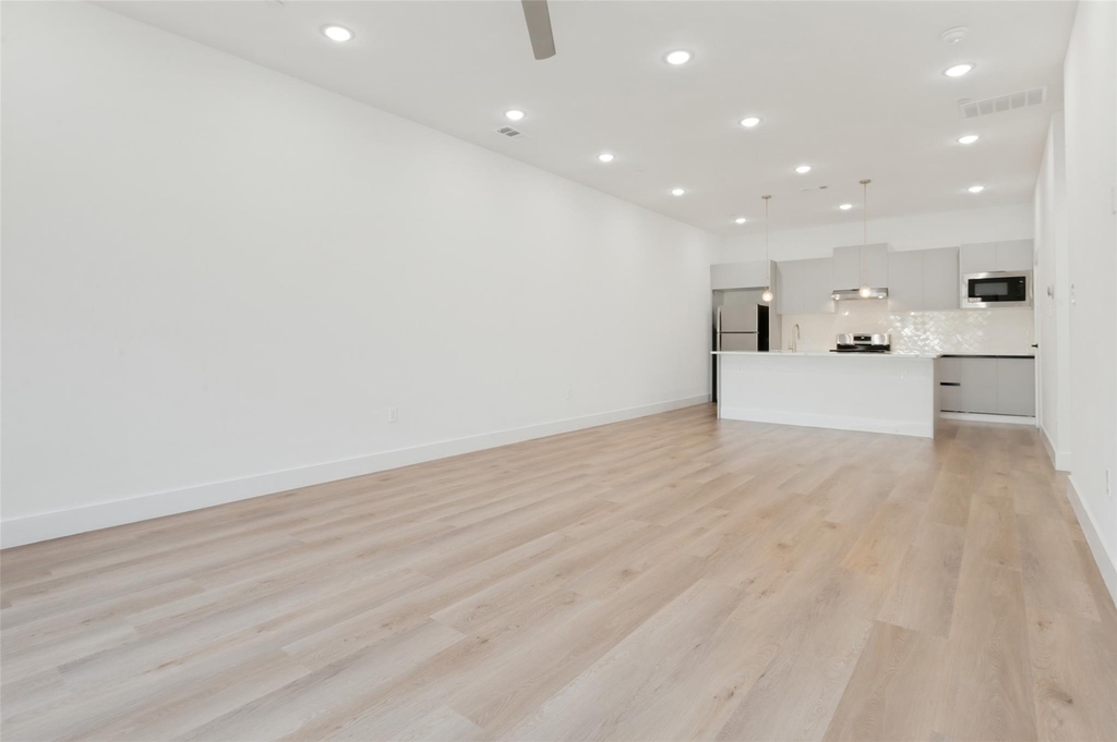 2613 Calvin Street - Photo 6