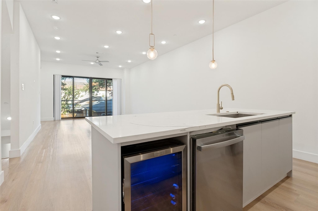 2613 Calvin Street - Photo 11